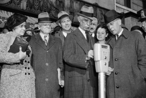 1938-photo-Parking-meters-for-the-Nations-Capitol